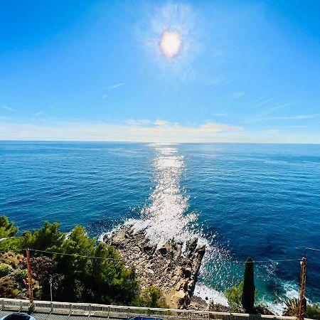 Suite Sunset 22 - Fronte Mare Sanremo Bagian luar foto